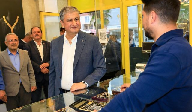 Vali Yavuz'dan Sarıçam'da Esnaf Turu