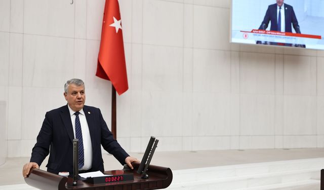 Ayhan Barut’tan 23 Nisan Mesajı: “Egemenlik Milletindir!”