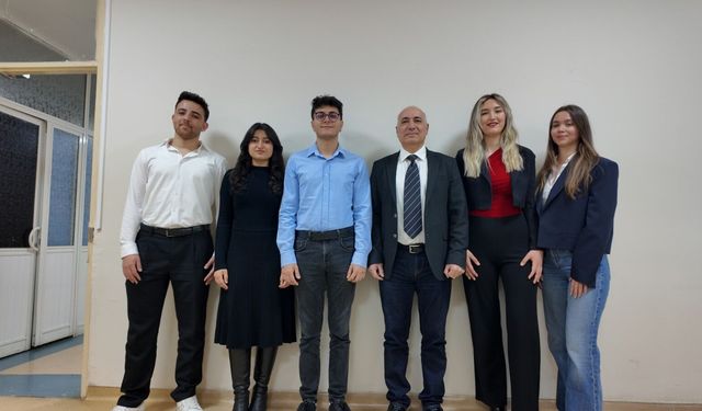 Çukurova Üniversitesi'nde 'Yapay Zekâ' Çıkarması: Geleceğin Cerrahları Bu Hafta Sonu Adana'da Buluşuyor!