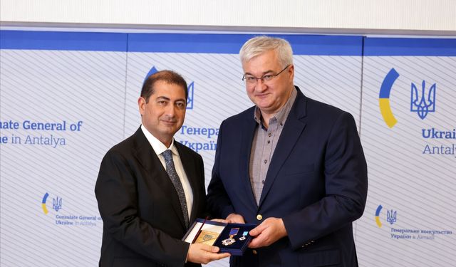 Adana'ya Uluslararası Gurur: Ömer Faruk Sakarya'ya Ukrayna'dan Yüksek Devlet Nişanı!