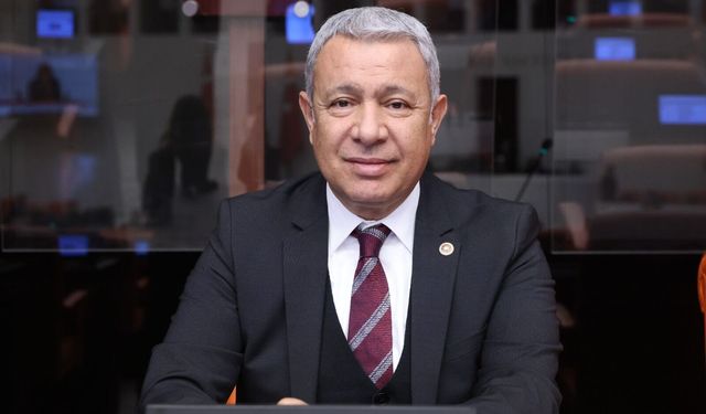 Depremzedelere Teslim Edilen Konutlar Tartışma Yarattı: Sümer’den TOKİ Çıkışı
