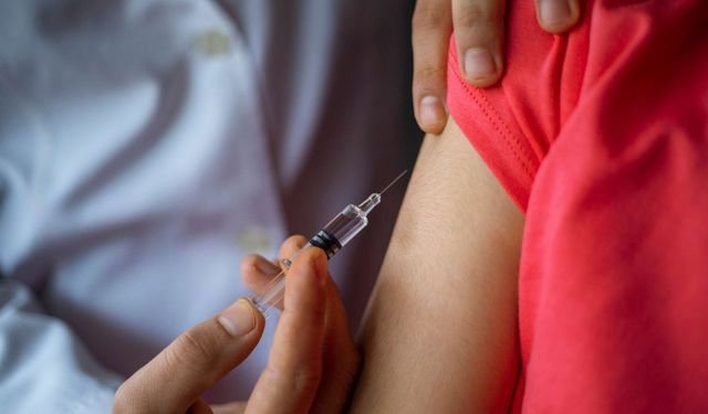 Nacar: Her Yaşın Aşısı Var