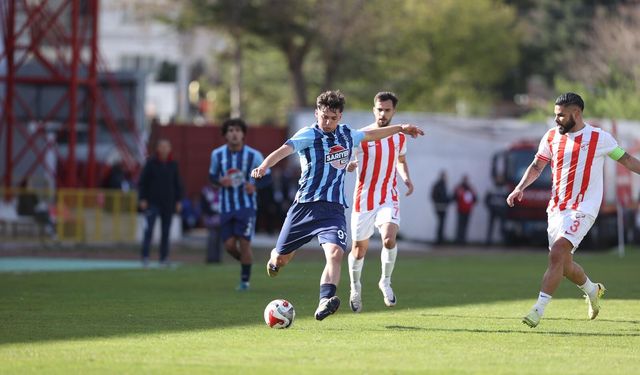 Şimşek Farklı Mağlup: Boluspor: 6 - Adana Demirspor: 0