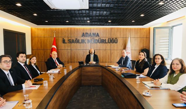 Adana'da Sağlık Zirvesi: Müdür Nacar'dan 'Kusursuz Hizmet' Vurgusu!