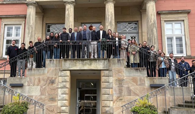 Adanalı Gençler Bielefeld’de! Güngör Geçer’den Uluslararası İş Birliği Mesajı