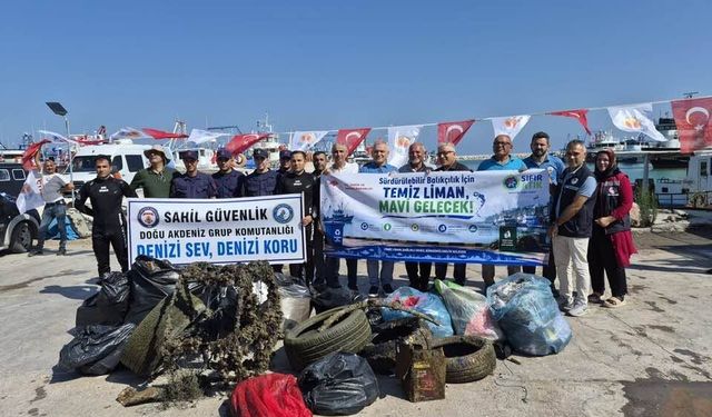 Karataş Limanı’nda Örnek Çevre Seferberliği