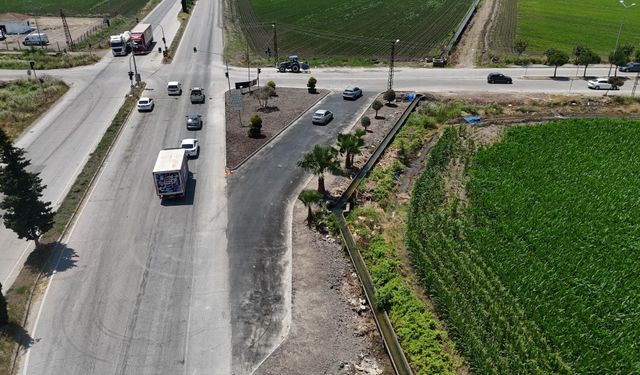 Ceyhan'da Çevre Yolunu Rahatlatacak Üçüncü Akıllı Kavşak Hizmete Açıldı