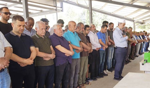 Dr. Ömer Taşkıran, Gözyaşları Eşliğinde Son Yolculuğuna Uğurlandı