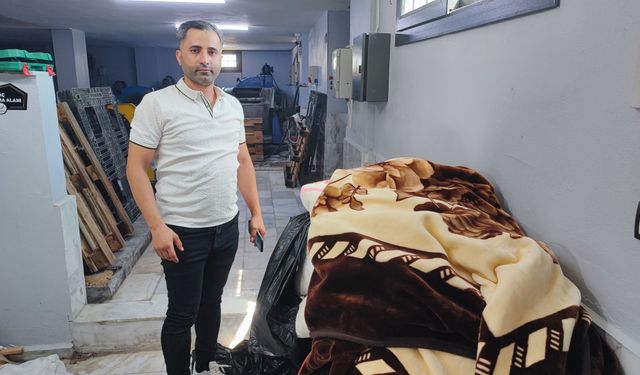 Battaniyenin İçinden 20 Bin Lira Çıktı, Yaşlı Kadının İlk Sorusu Şaşırttı