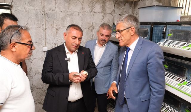 Sarıçam'da Örnek Proje: Öğrenciler Üretti, Köylüler Kazandı