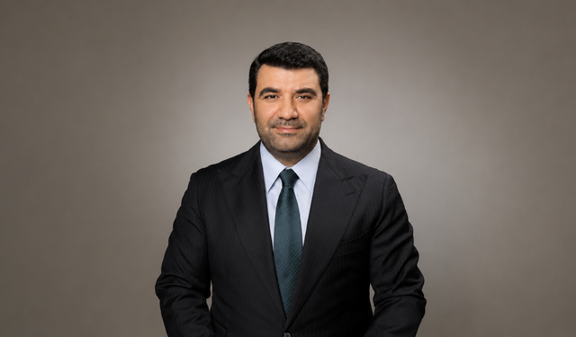 AK Parti Adana'da Bir İstifa Daha! Dağlı'nın Ardından Dikkat Çeken Ayrılık