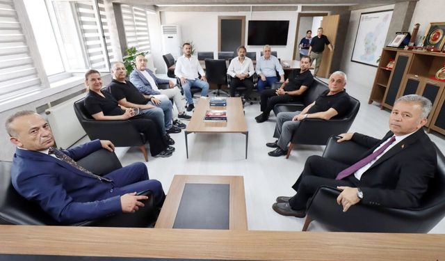 Öz Hilal Kick Boks’tan Mustafa Loğoğlu’na Taziye Ziyareti