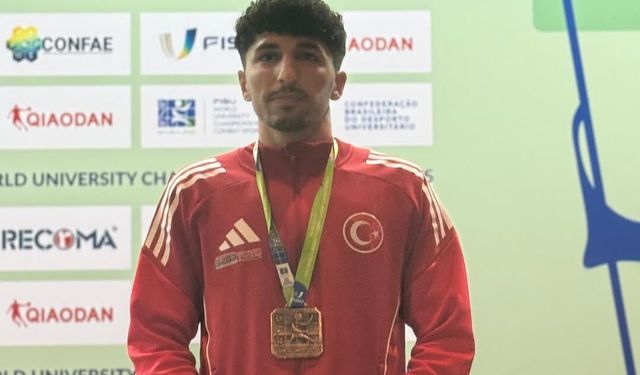 Diyar Hasanoğlu'na Dünya Üçüncülüğü Belgesi