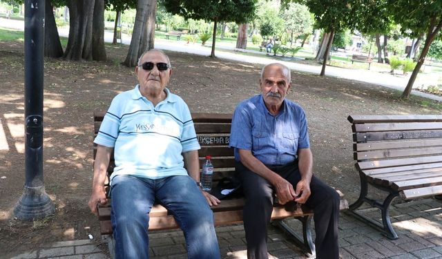 Adana'da 65 Yaş Üstü Vatandaşa Ulaşım Çilesi!