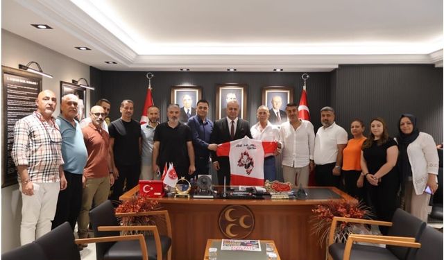 MHP Adana İl Başkanı Hakan Yıldırım’dan Öz Hilal Kick Boks Kulübü’ne Sıcak Karşılama