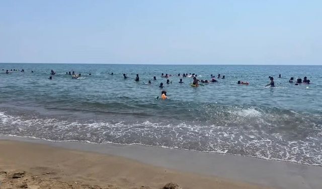 Adana Aile ve Sosyal Hizmetler'den Çocuklara Moral Kampı