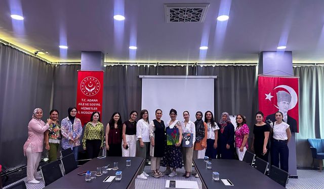 Adana'da Çocuklara Dokunan Ellere Eğitim Desteği