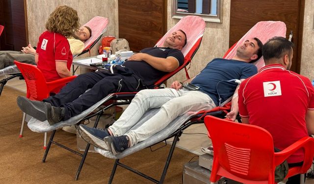 AOSB'den Örnek Dayanışma! Yüzlerce Gönüllü Hayat Kurtarmak İçin Sıraya Girdi
