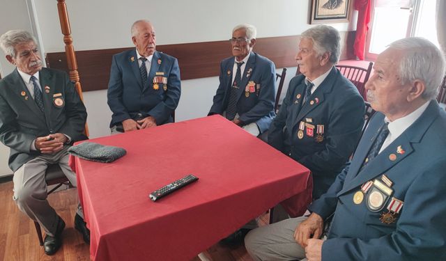 Kıbrıs Gazileri 52 Yıl Sonra O Günleri Anlattı: "Bugün Olsa Yine Gideriz"