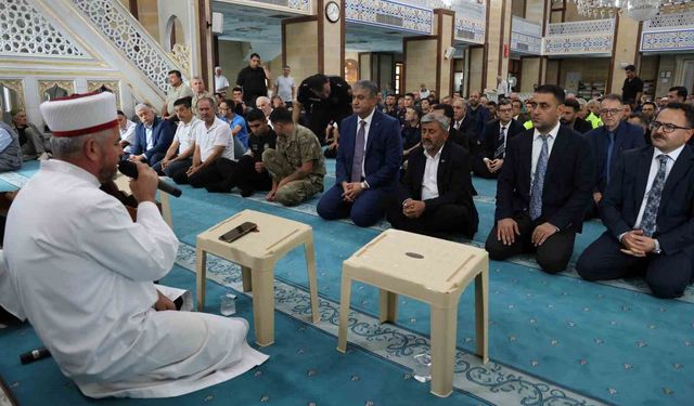 Adana'da 15 Temmuz Şehitleri İçin Duygu Dolu Anma Programı