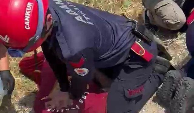 Yüreğir'de Yürek Yakan Olay! Sulama Kanalına Devrilen Otomobil Can Aldı