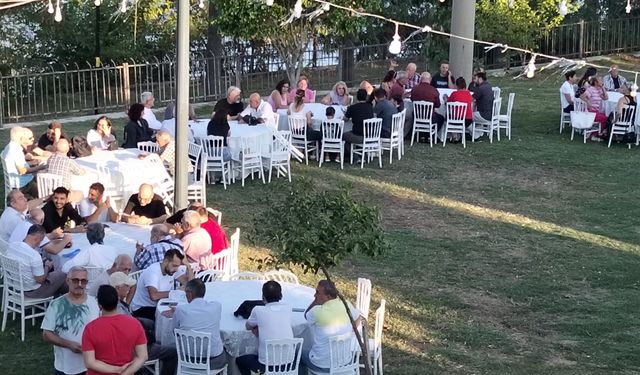 Çukurova Gazeteciler Cemiyeti Üyeleri Sosyal Tesiste Kebep Keyfi Yaptı