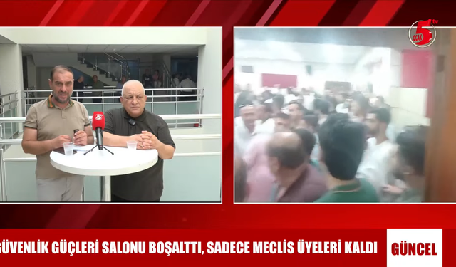 Yüreğir Belediye Meclisi'nde Seçim Arbedesi: Salona Polis Müdahale Etti