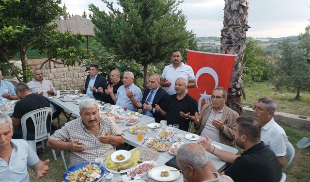 MHP Adana Teşkilatı Karaisalı'da Muhtarlarla Buluştu