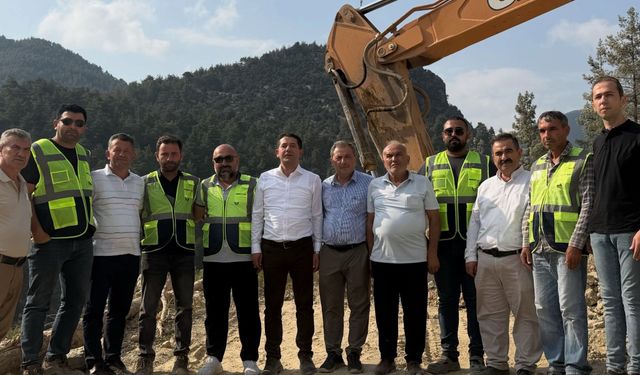 Feke’nin Yıllardır Beklediği Ulaşım Projesi Başladı! Bozat Gediği’nde İlk Kazma Vuruldu