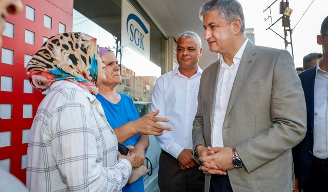 Vali Yavuz Vefa Caddesi Esnafını Ziyaret Etti