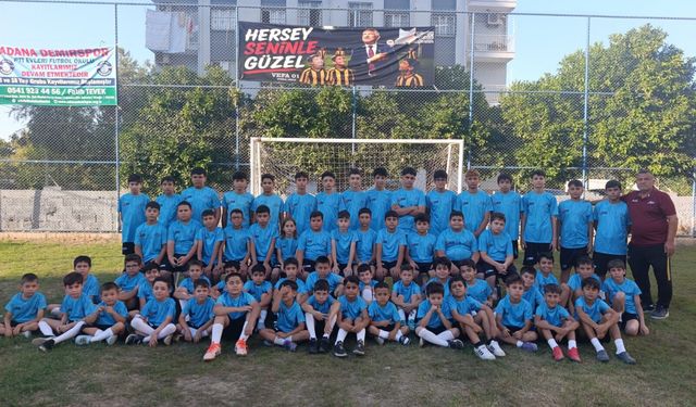 Vefa 01 Yaz Futbol Okulu Kapılarını Açtı: Geleceğin Yıldızları Adana’da Yetişiyor