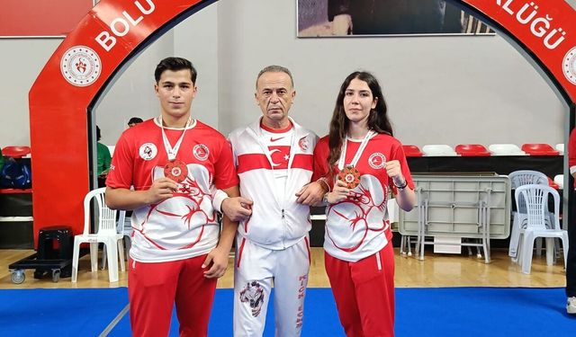 Öz Hilal Kick Boks'tan Büyük Başarı: İki Sporcu Milli Takımda