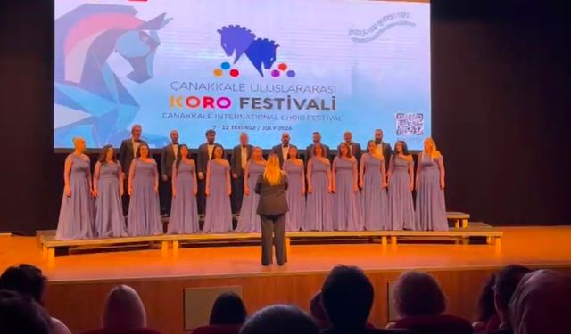 Çokfonik Koro Çanakkale'den Ödüllerle Dönüyor