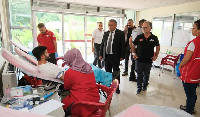 Adana Büyükşehir Belediyesi'nden Kan ve Kök Hücre Bağışı Kampanyası