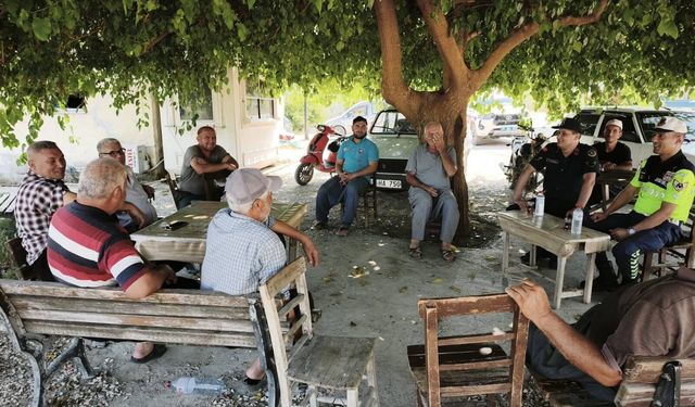 Jandarma Dolandırıcılara Karşı Kapı Kapı Geziyor