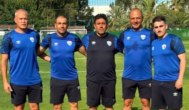 Adana Demirspor'un Eski Golcüsü Zeyni Özdemir, İskenderunspor'un Başına Geçti