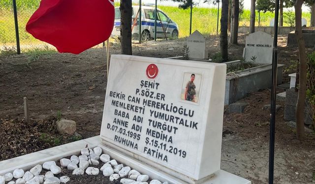 Yumurtalık Belediyesi'nden Şehit Kabirlerine Vefa: Türk Bayrakları Yenilendi