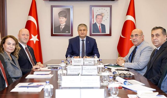 Adana'da 2026 Eğitim Yatırımları Masaya Yatırıldı