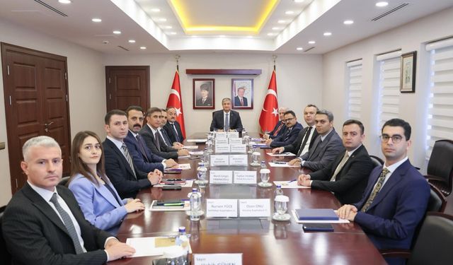 Vali Mustafa Yavuz’dan 15 Kaymakamla Kapsamlı Koordinasyon Zirvesi