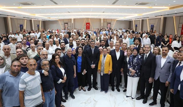 AK Parti Adana'da 25. Kuruluş Yılını Coşkuyla Kutladı!