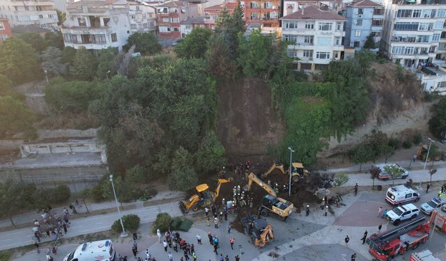 İstanbul'da Facia: Göçük Altında Kalanlar İçin Arama Sürüyor