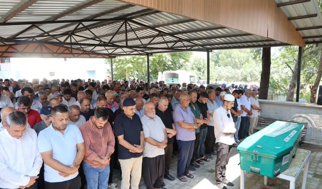 Göçükte Hayatını Kaybeden İşçi Kozan’da Son Yolculuğuna Uğurlandı