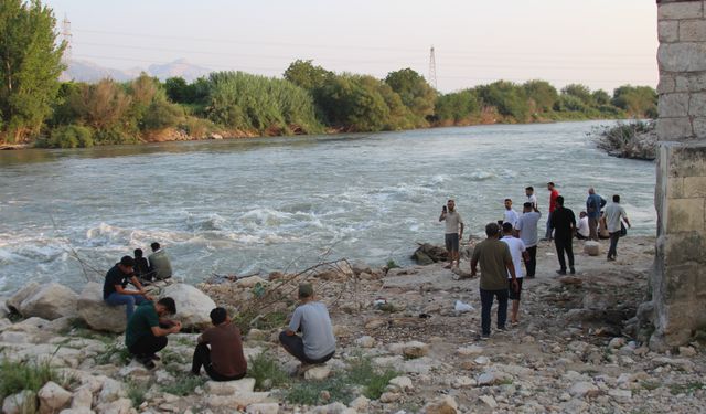 Ceyhan Nehri’nde Acı Olay: Kaybolan İkinci Çocuğun da Cansız Bedenine Ulaşıldı