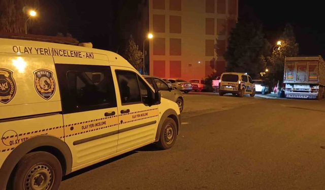 Adana’da Bıçaklı Kavga! 26 Yaşındaki Genç Ağır Yaralandı