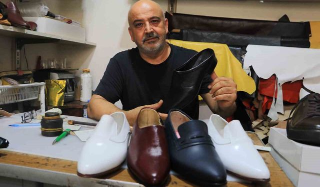 Adana’da Bir Dönemin Vazgeçilmeziydi! Yumurta Topuk Ayakkabılar Tarihe mi Karışıyor?