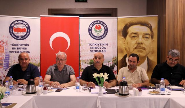 Eğitim-Bir-Sen Adana Şubesi Yeni Dönemin Yol Haritasını Çizdi