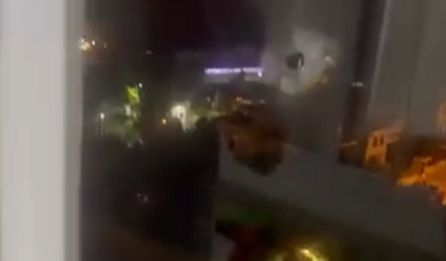 Adana’da Parkta Silah Paniği! Mermi Evin Balkon Camına İsabet Etti