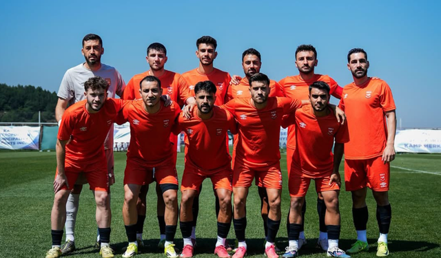 Adana 01 FK Hazırlık Maçında 5-1 Galip Geldi ...
