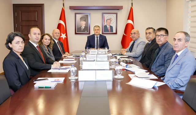 Adana'da Eğitim Yatırımları Masaya Yatırıldı