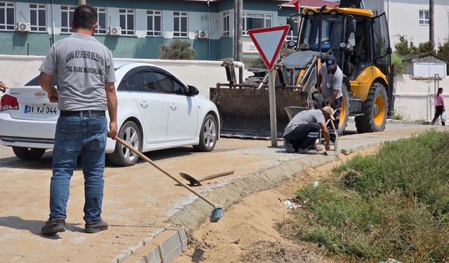 Başkan Altıok Çalışmaları Yerinde İnceledi: Yumurtalık'ta Altyapı ve Ulaşım Seferberliği